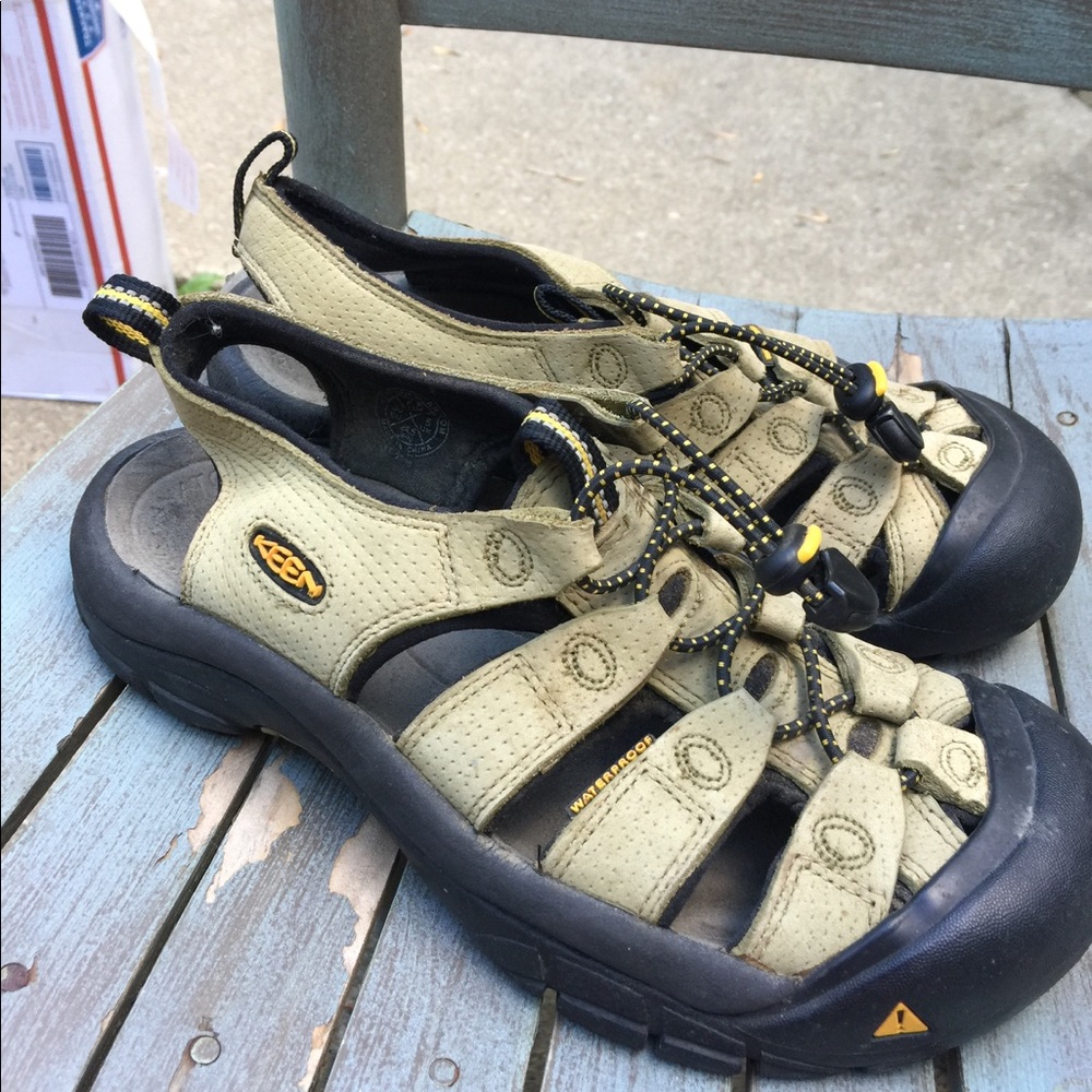 Women's Keen Tan Leather Waterproof Sandals 7.5M